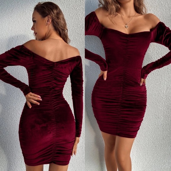 Long sleeve velvet ruched mini dress sweetheart - Picture 5 of 8